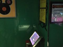 -百威KTV(恒福路店)