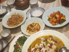 -周渝食惦·酸菜鱼精致川菜(横岗店)