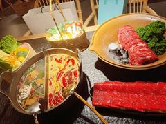 -三出山火锅(南京万象天地店)