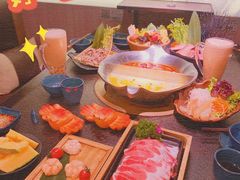 -湊湊火锅·茶憩(打浦桥日月光店)