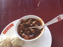 -陈寔包子王·卤煮小肠·京味小吃(龙潭店)