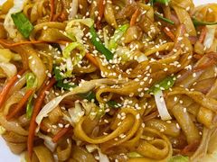 干炒牛肉河粉-名点一号·精致茶点·手工制作(宝华店)