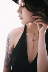 -onlygirl摄影美学馆高端定制(江滩店)
