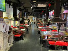 大堂-马路牙子地桌烤肉(工体店)