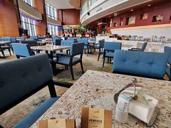 -华强广场酒店-椰香高空自助餐厅