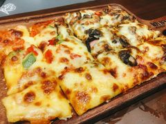 披萨-Ambra Haus琥珀屋精酿餐厅(宝山店)