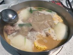-肥仔文澳门猪骨煲(南京西路店)