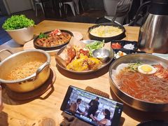 -吾里.春川家韩国料理(万达店)