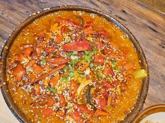 -有红鸡毛店·砂锅菜(抚琴夜市店)