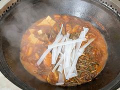 -农家院铁锅炖(西韩路店)