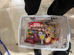 -好幸福全球零食集合店(都市水乡店)
