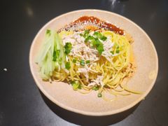 鸡丝凉面-麻六记(凤凰汇店)