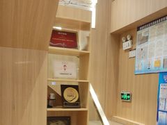 -霸王茶姬(南强街店)