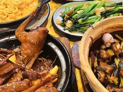 -天宝食坊·啫啫煲大排档(西华路店)
