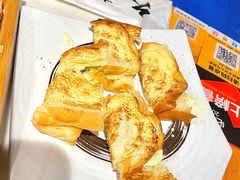 冰淇淋面包-久藏·横膈膜烧肉·酒场(江汉路店)