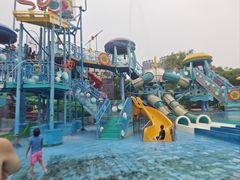 -欢乐水魔方水世界