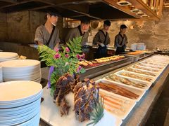 -雍和会海鲜姿造自助(湖东路店)