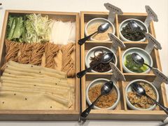 -鹊华居·地道鲁菜·海鲜·融合味(大明湖店)