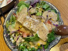 豆腐胡麻沙拉-夕酱の烧肉屋