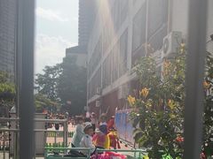 -爱唯大地双语幼儿园