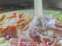 -新丁香海鲜酒店(银海商贸城店)