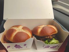 -麦当劳(新华路步步高店)