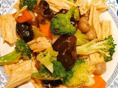 -老北京胡同味道二荤铺(酒仙桥店)
