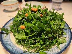 芹菜苗海胆-日丰园海肠水饺·老字号大连海鲜(银泰城店)