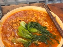 -方铲铲·成都板凳面(滨江银泰店)