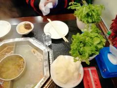 -辣川婆鲜肉自助串串香(三台子店)