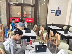 -李先生牛肉面大王(北京站售票厅餐厅)