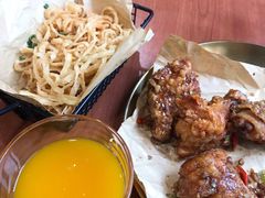 秘制鸡翅-魏斯理汉堡(西安沣东吾悦店)