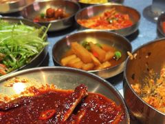 -草家酱蟹炭火烤肉店(珲春南路一店)