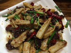 -88号小吃店·经典云南菜·地道纳西美食