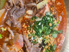 -张翻越·川渝冒菜·武汉黑鸭煲(城北万象城店)