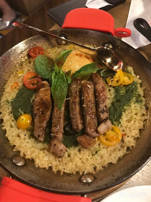 crazyones克芮旺斯西班牙海鲜饭(日月光店)罗勒牛排西班牙饭图片 - 第