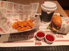 -The Habit Burger Grill 哈比特汉堡(复兴soho店)