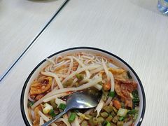 -忆螺巷螺蛳粉(步行街小巷店)
