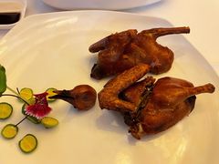 烤乳鸽-中关村皇冠假日酒店·红轩中餐厅