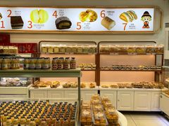 -金色麦甜糕点(面包.蛋糕.华苑店)