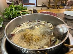 -乳仔牛牦牛汤锅 烤羊排(松潘古城店)