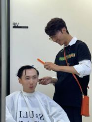 -V7 HAIR SALON