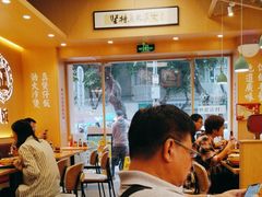 -华记煲仔华·煲仔饭(市桥易发店)