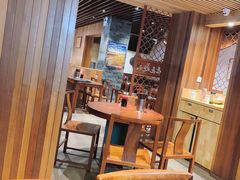 -亮亮面馆(经六路店)