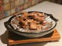 盐焗乳鸽-肥仔文澳门猪骨煲(南京西路店)