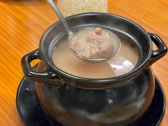 -莲餐厅·湖北菜·潜江小龙虾店(愚园路店)