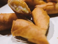 炸鲜虾韭黄春卷-肆海小川菜酒馆Wine Bistro (青年路店)