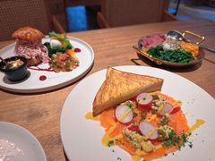 鲜虾班尼迪蛋可颂黑松-翠贝卡&Mama Kelly Brunch Coffee(河西店)