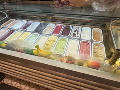 -MADO冰淇淋咖啡馆(淘金店)