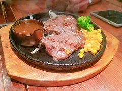 黑胡椒超值牛排-玛格萝妮比萨屋(陆家浜路店)